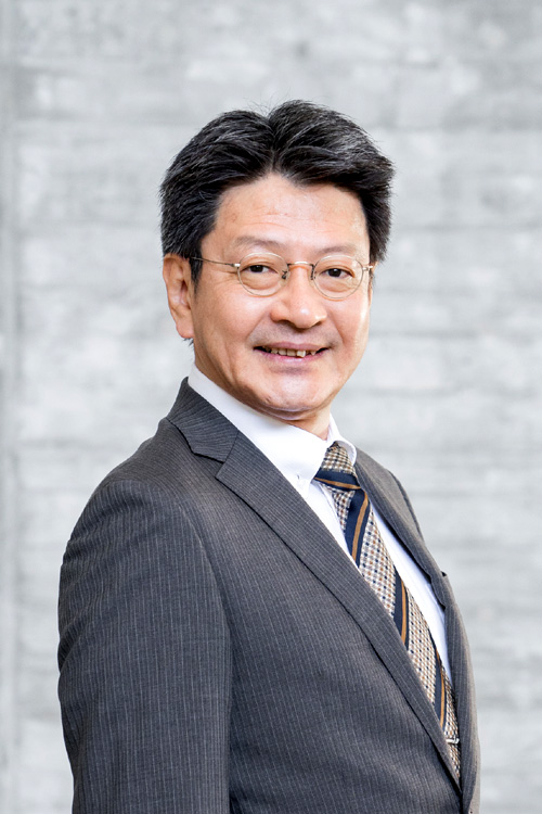 九州大学理事・副学長 (SDGs担当) 岩田健治