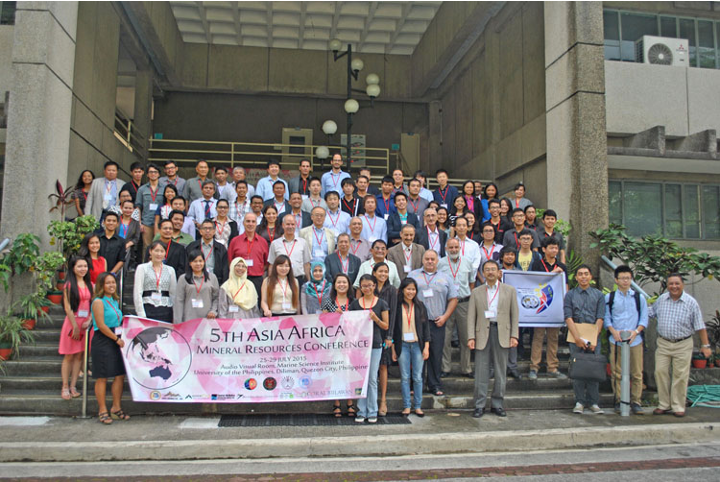 フィリピンで開催した国際学会（第5回アジアアフリカ鉱物会議）の様子 